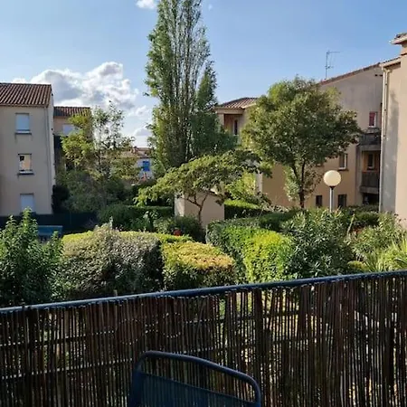 T2 Proche Cite Medievale, Piscine, Parking *